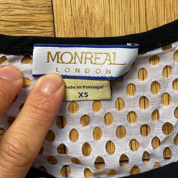 Monreal white mesh gym/workout tank with black trim Size XS - Picture 2 of 7